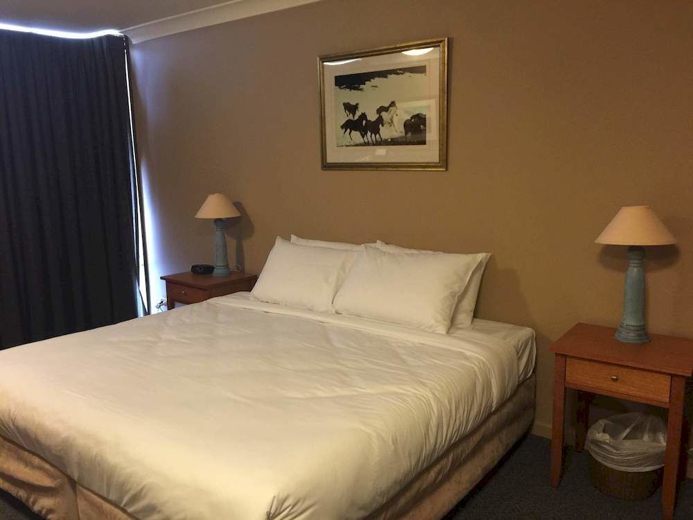 The Man From Snowy River Hotel เพอริชเชอร์วัลเลย์ ภายนอก รูปภาพ