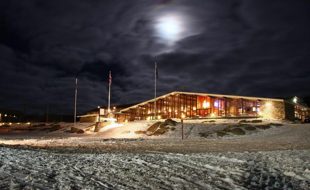 The Man From Snowy River Hotel เพอริชเชอร์วัลเลย์ ภายนอก รูปภาพ
